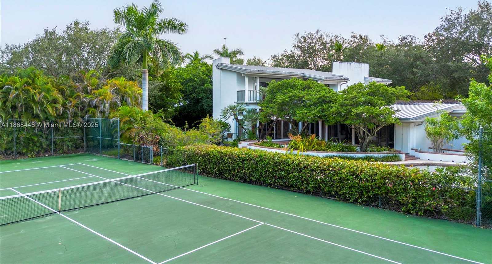 Small Image of 12535 SOUTH WEST 60TH CT, Pinecrest Number 9