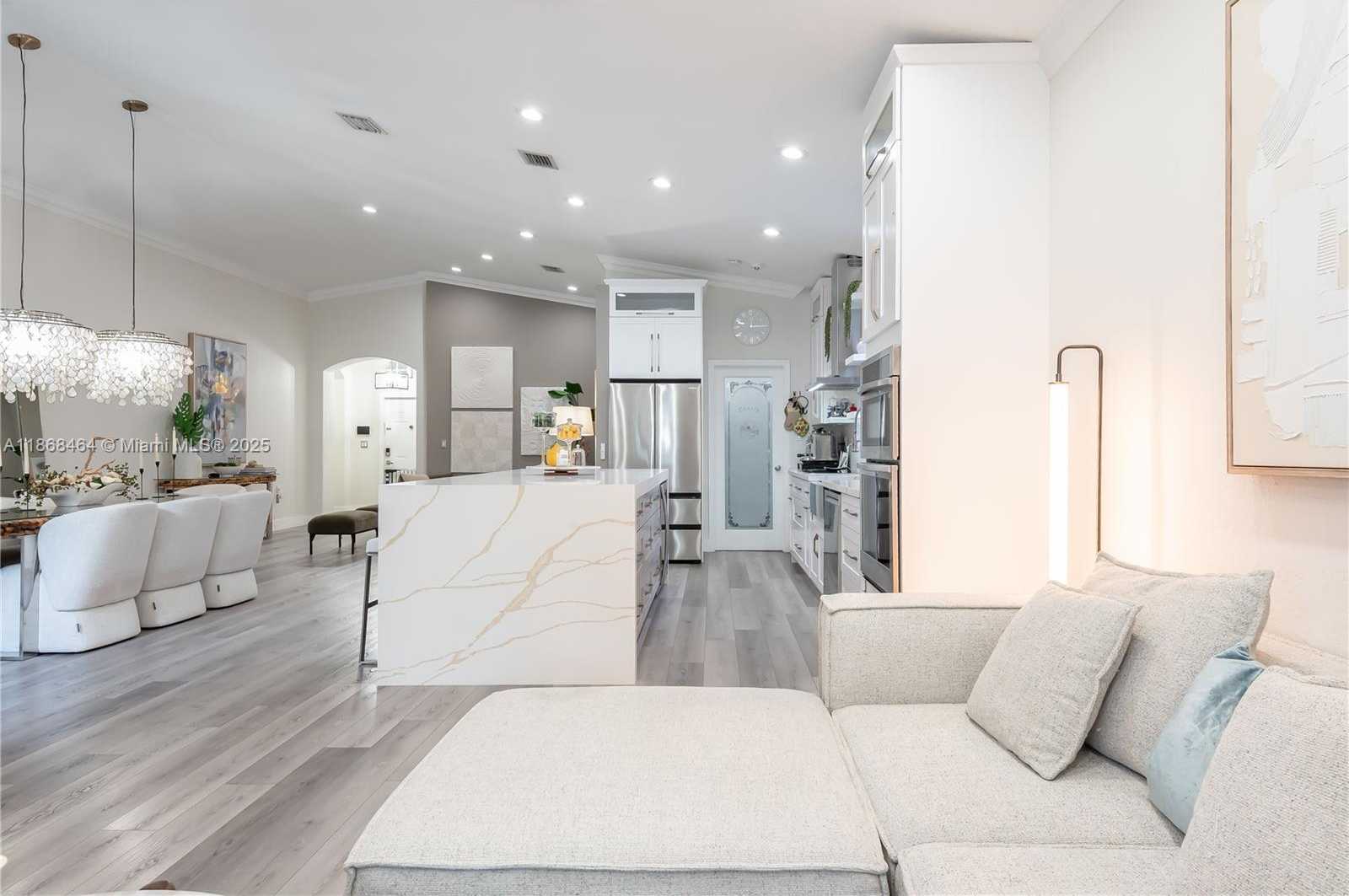 Small Image of 13348 SOUTH WEST 52ND ST, Miramar Number 16