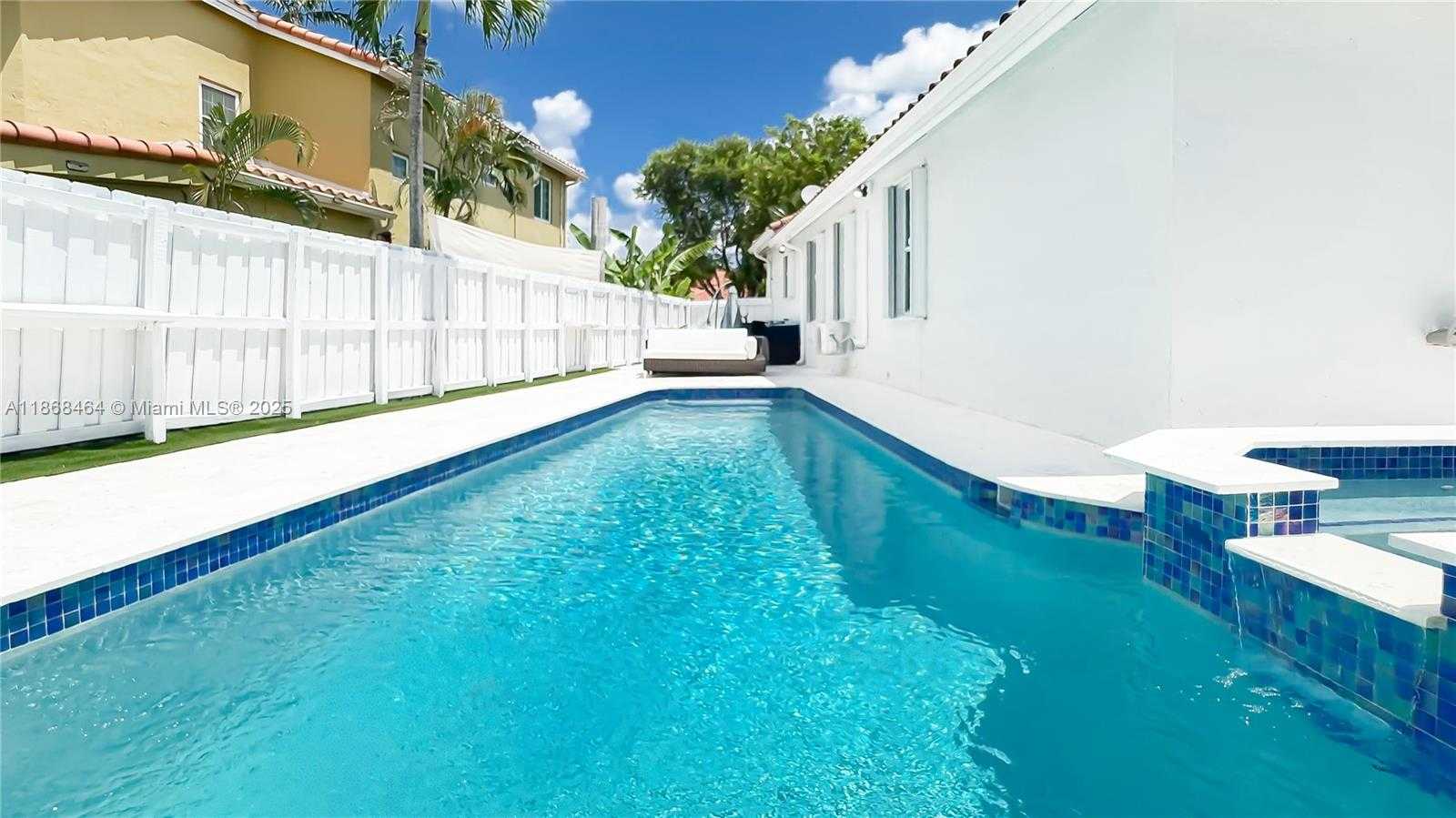 Small Image of 13348 SOUTH WEST 52ND ST, Miramar Number 4