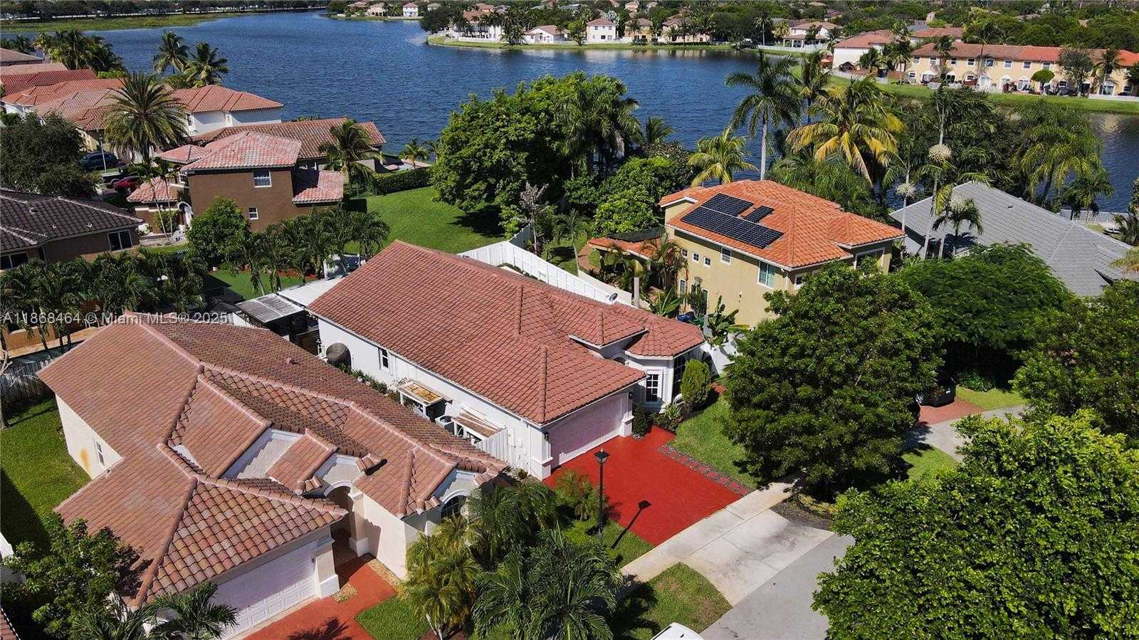 Small Image of 13348 SOUTH WEST 52ND ST, Miramar Number 40