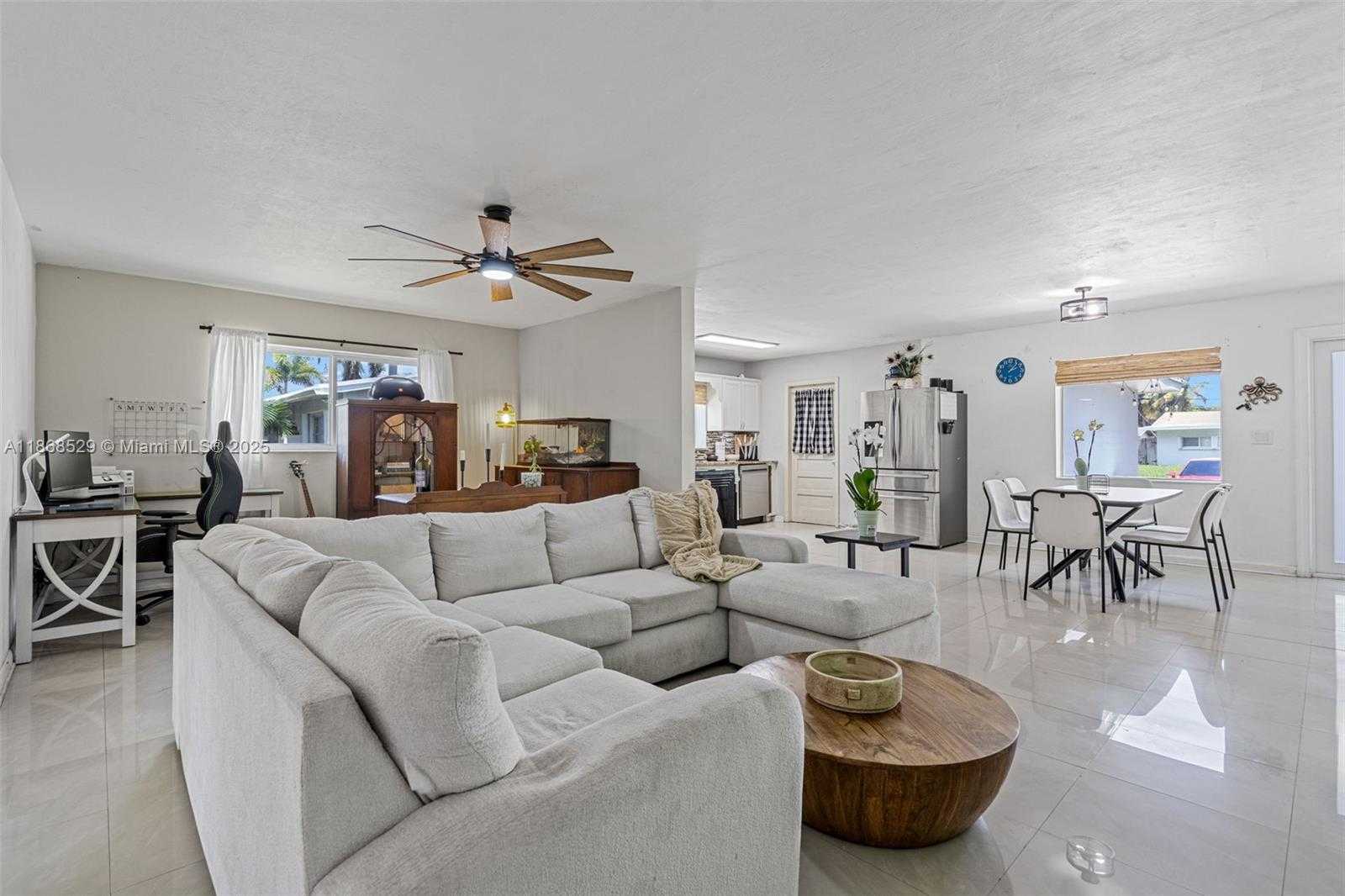 Small Image of 20540 LEEWARD LANE, Cutler Bay Number 13