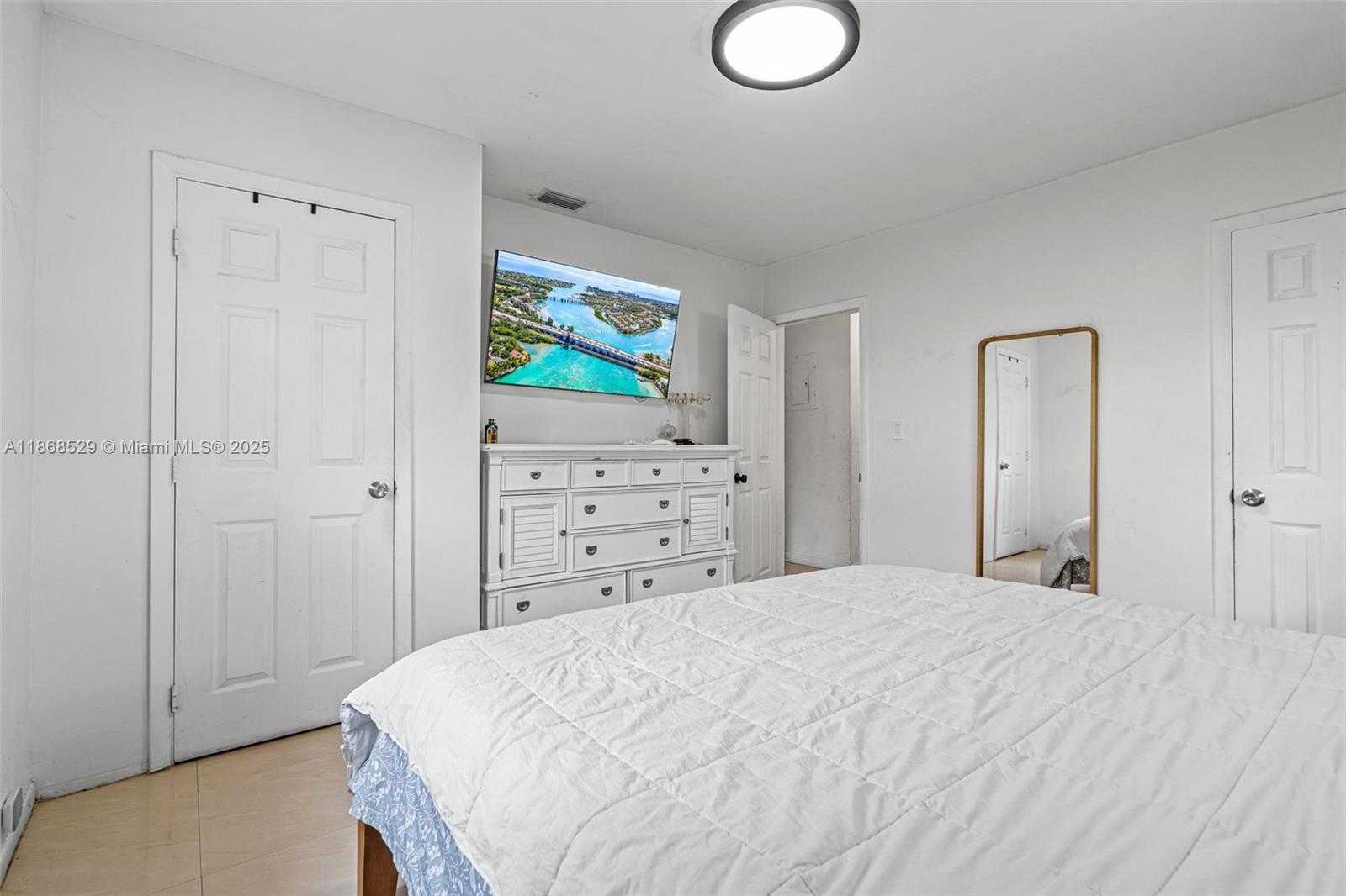 Small Image of 20540 LEEWARD LANE, Cutler Bay Number 18
