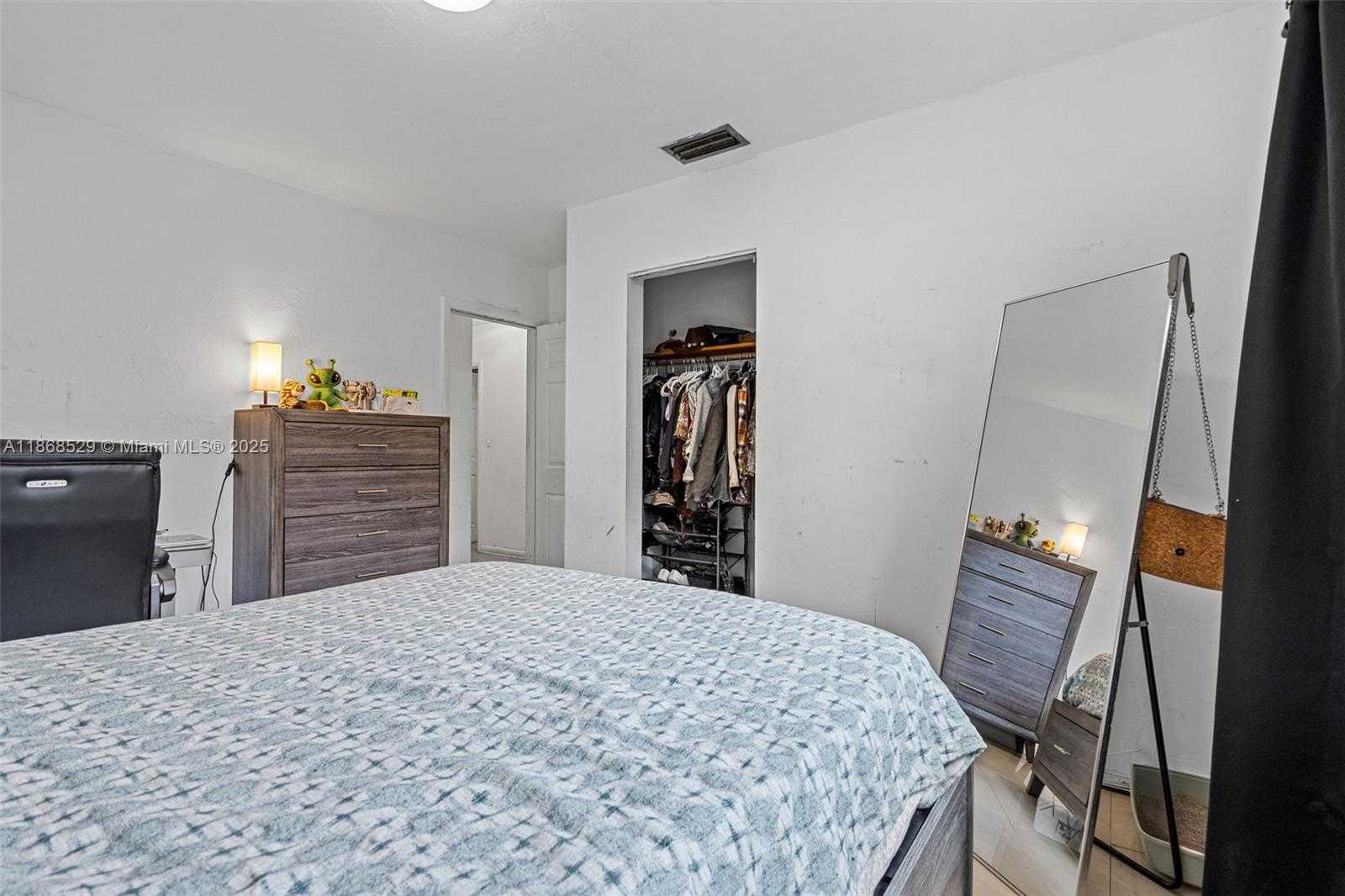 Small Image of 20540 LEEWARD LANE, Cutler Bay Number 22