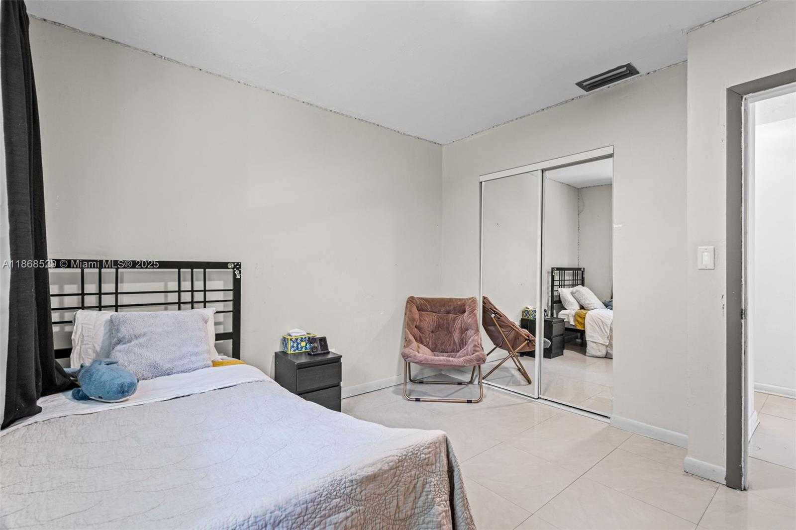 Small Image of 20540 LEEWARD LANE, Cutler Bay Number 25