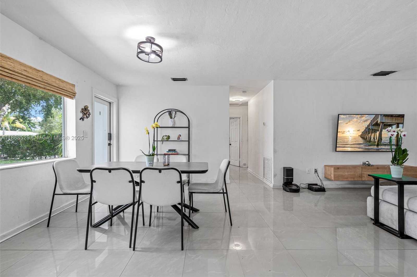 Small Image of 20540 LEEWARD LANE, Cutler Bay Number 9