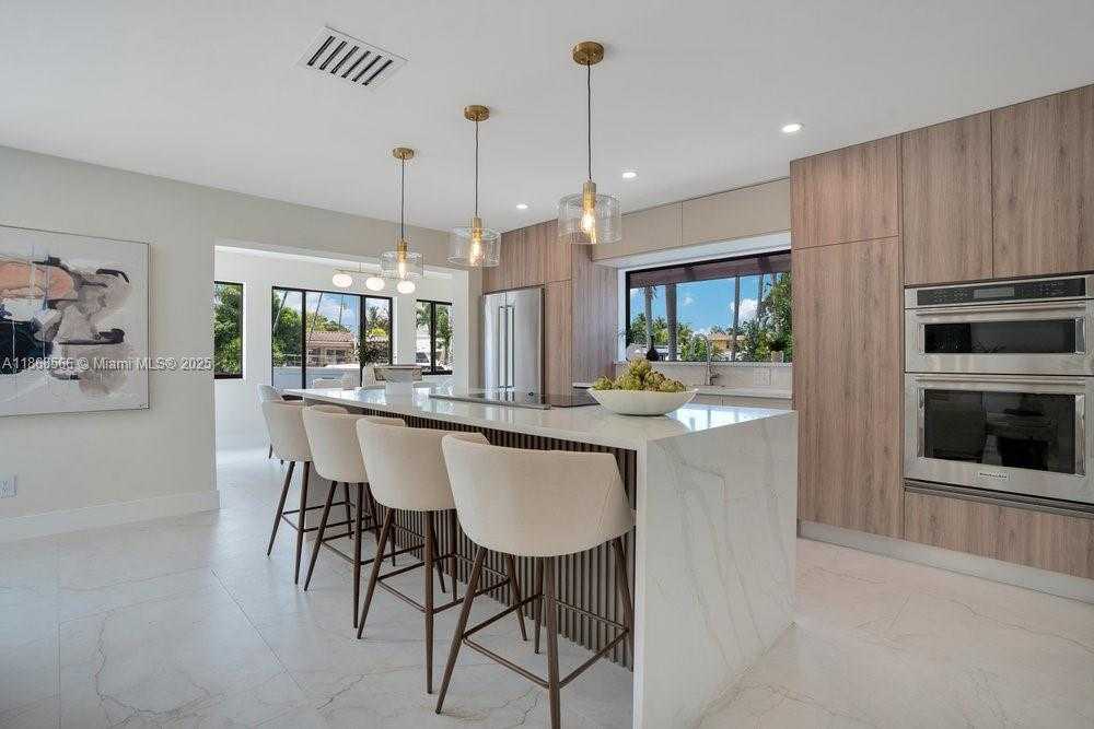 Small Image of 1004 GUAVA ISLE, Fort Lauderdale Number 14
