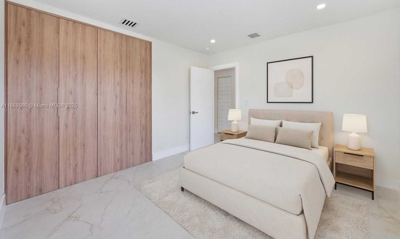 Small Image of 1004 GUAVA ISLE, Fort Lauderdale Number 26