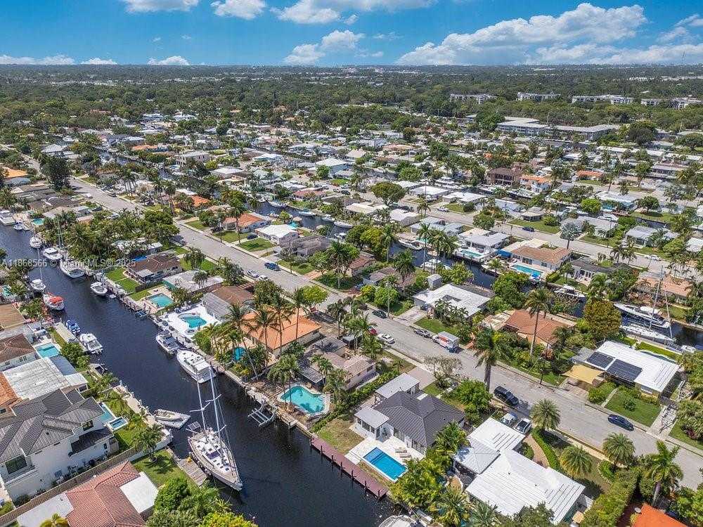Small Image of 1004 GUAVA ISLE, Fort Lauderdale Number 37
