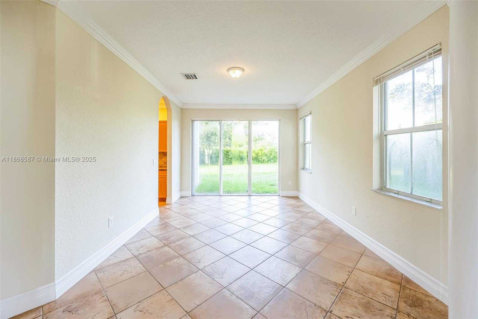 Small Image of 17098 SOUTH WEST 16TH ST, Pembroke Pines Number 13