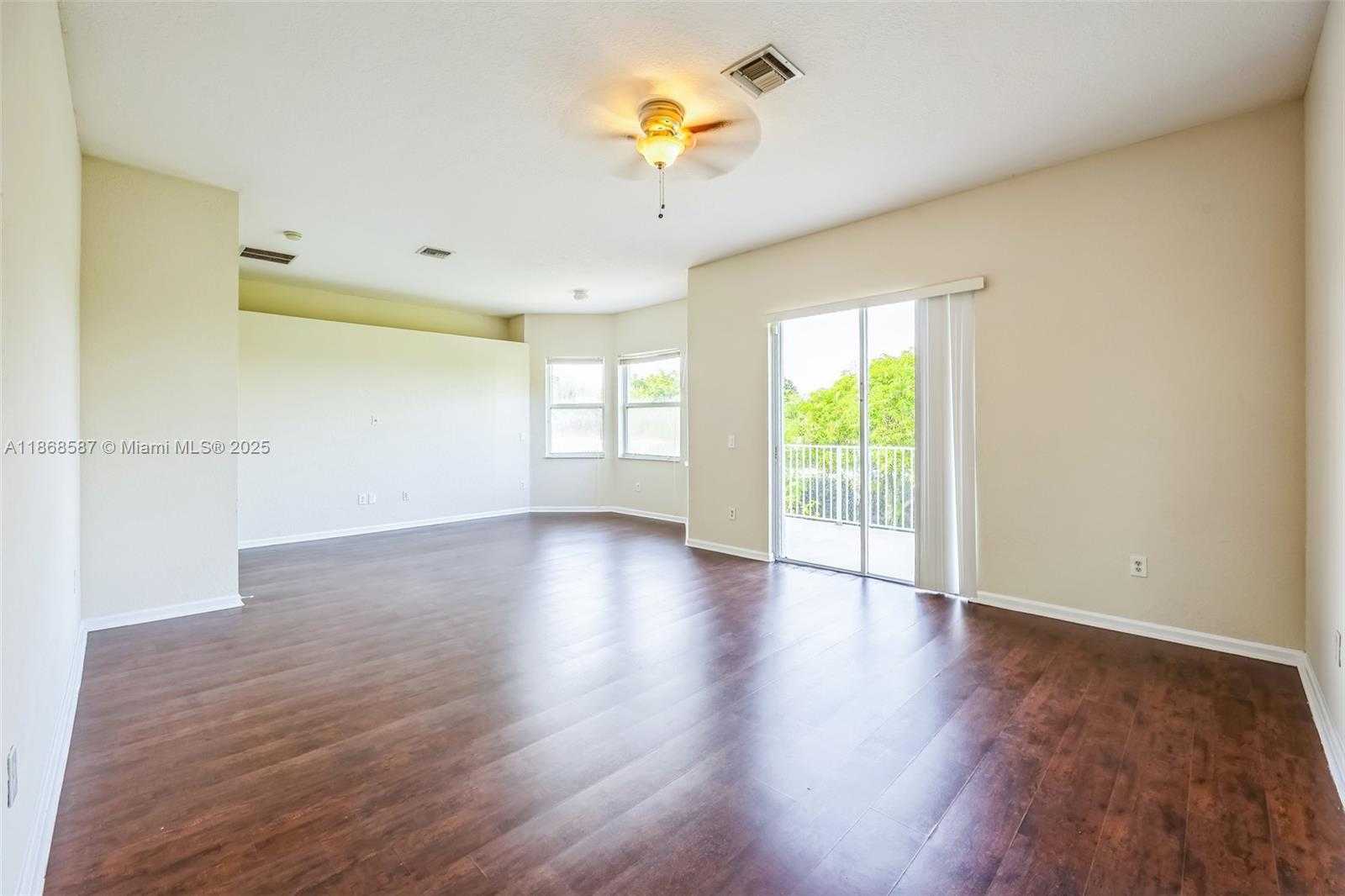 Small Image of 17098 SOUTH WEST 16TH ST, Pembroke Pines Number 15