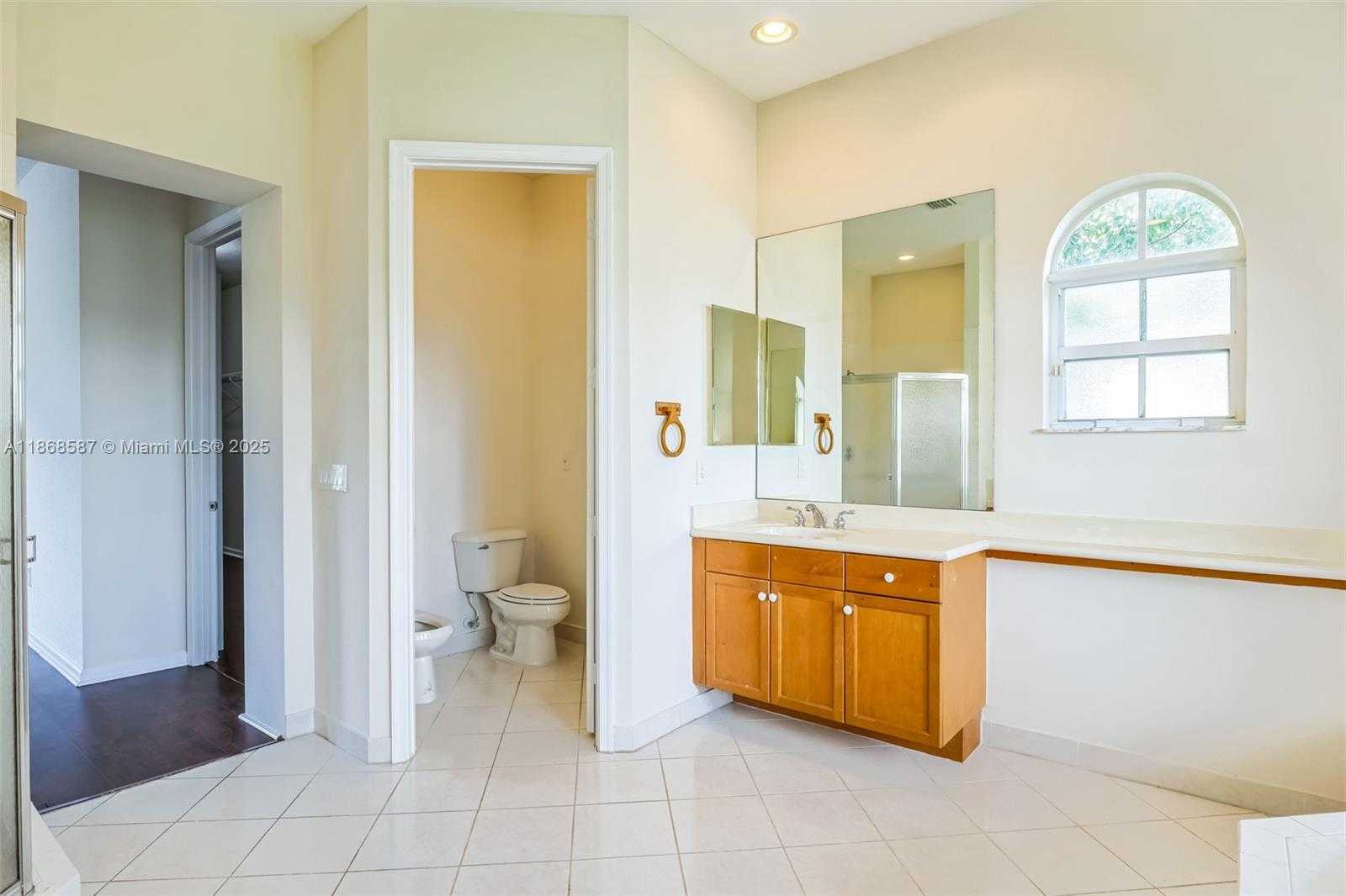 Small Image of 17098 SOUTH WEST 16TH ST, Pembroke Pines Number 22