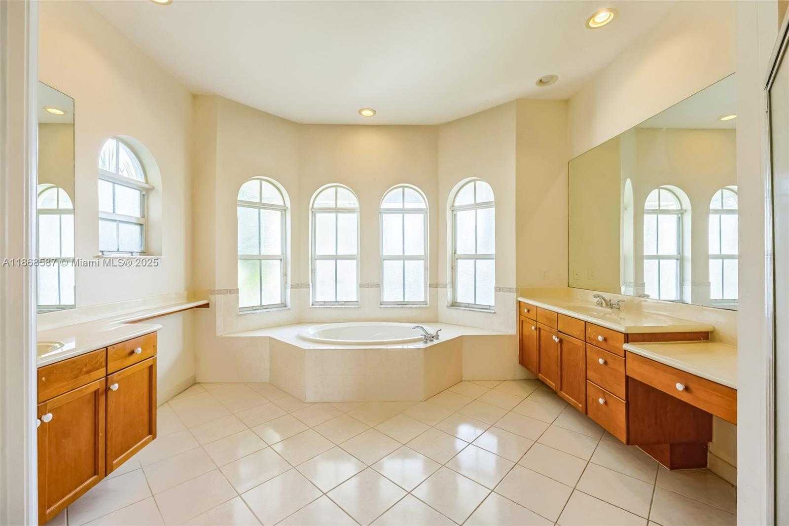 Small Image of 17098 SOUTH WEST 16TH ST, Pembroke Pines Number 25