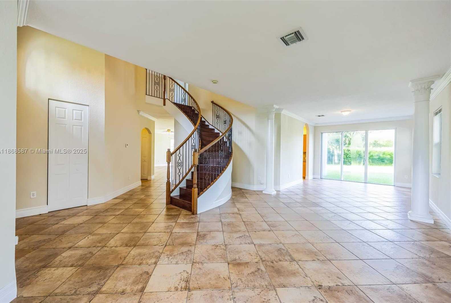 Small Image of 17098 SOUTH WEST 16TH ST, Pembroke Pines Number 6
