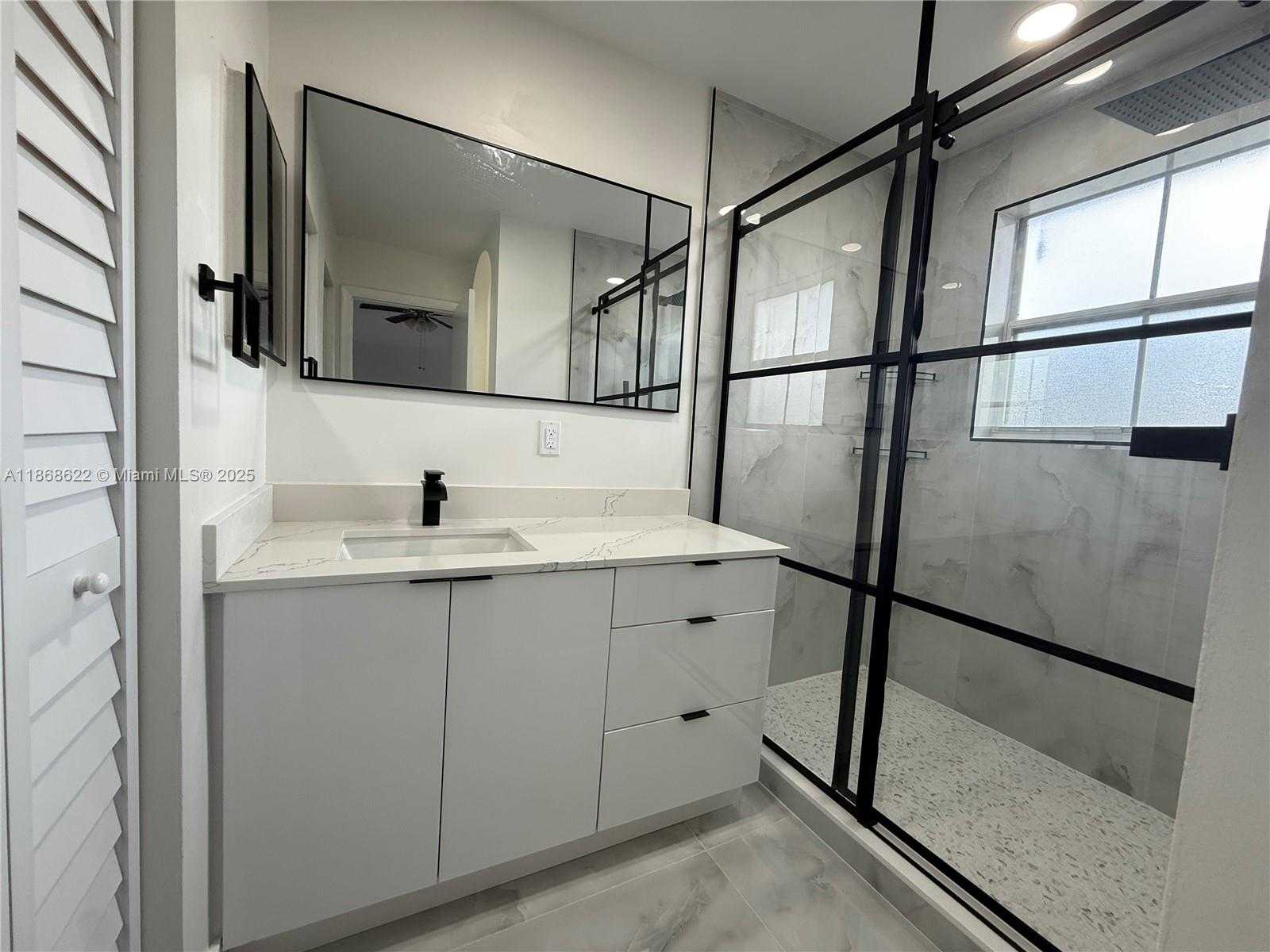 Small Image of 6955 SOUTH WEST 148TH LN, Davie Number 25