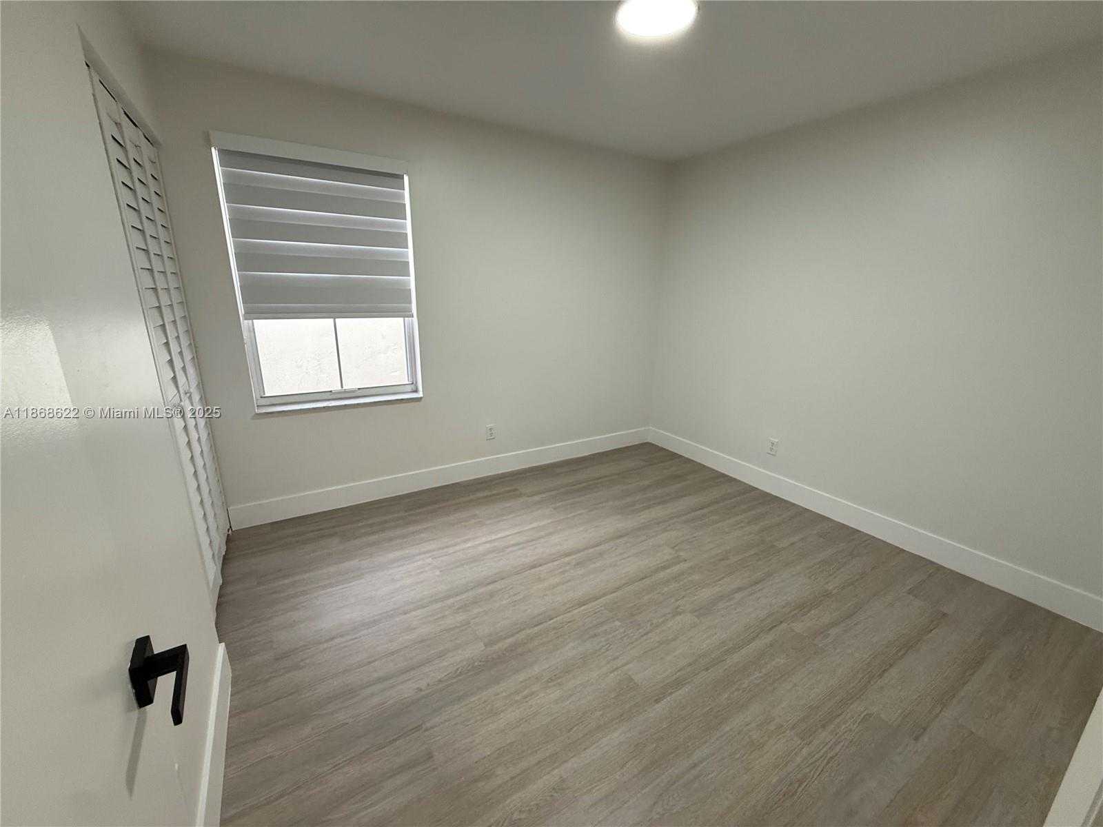 Small Image of 6955 SOUTH WEST 148TH LN, Davie Number 29