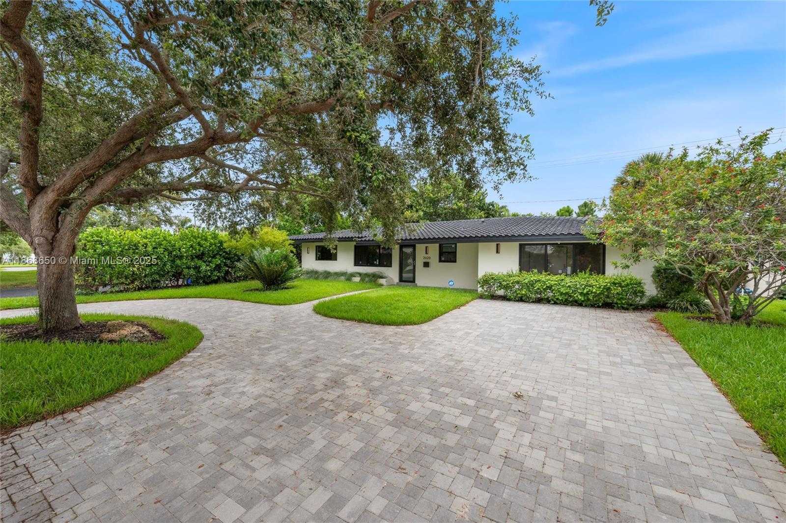 Small Image of 2020 NORTH EAST 54TH, Fort Lauderdale Number 29