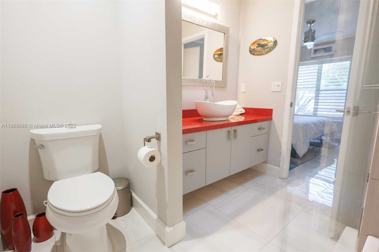 Small Image of 1058 LAKE CARRIE DR, Lake Placid Number 33