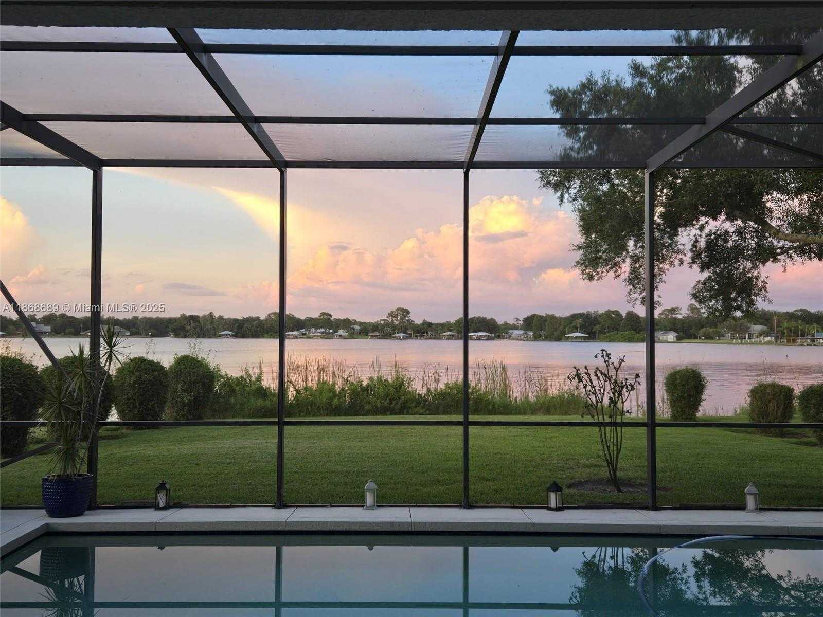 Small Image of 1058 LAKE CARRIE DR, Lake Placid Number 73