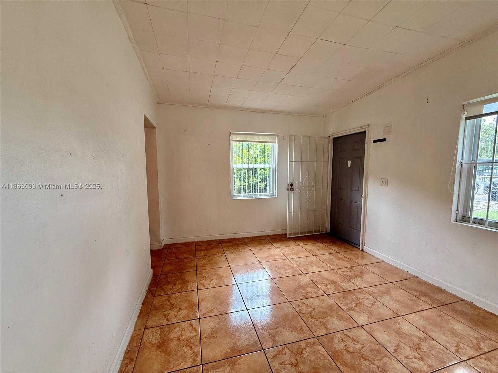 Small Image of 1060 NORTH WEST 121ST ST, North Miami Number 6