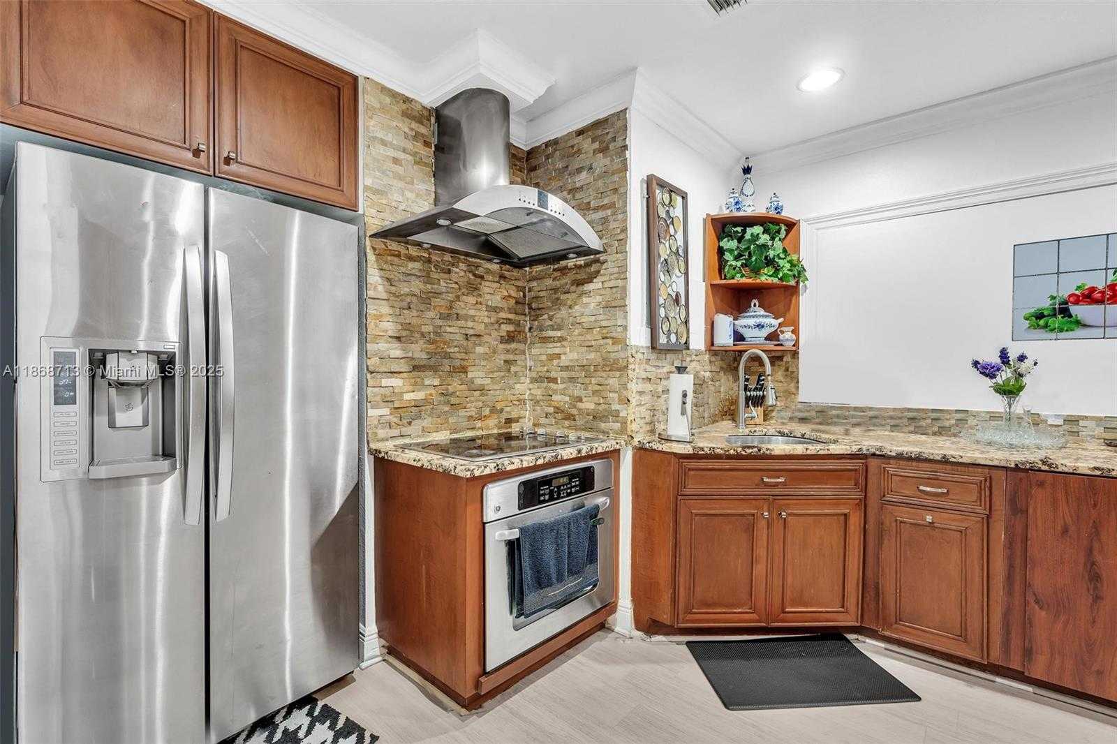 Small Image of 340 WEST 55TH ST, Hialeah Number 10