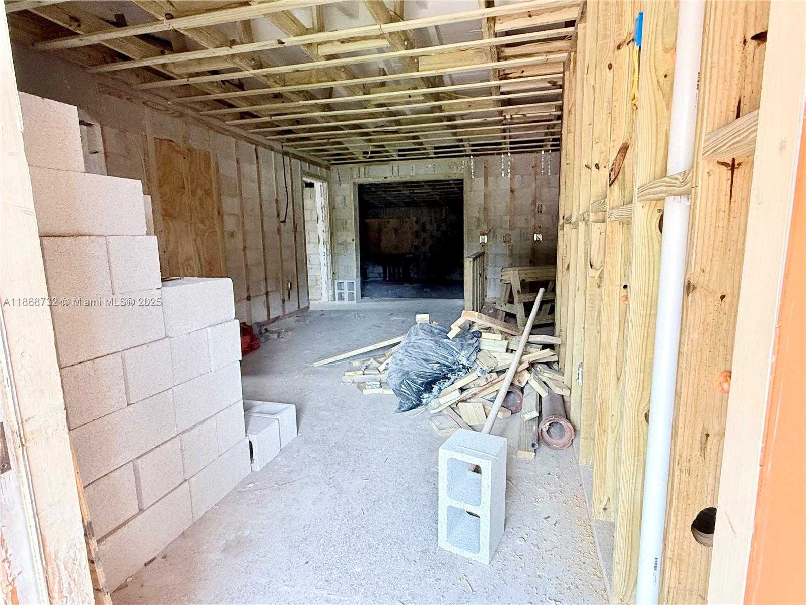 Small Image of 1012 SOUTH WEST 22ND AVE, Fort Lauderdale Number 8