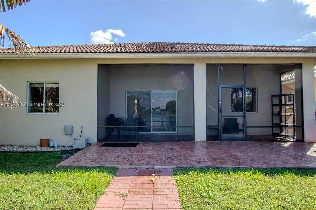 Small Image of 14129 SOUTH WEST 31ST ST, Miramar Number 4