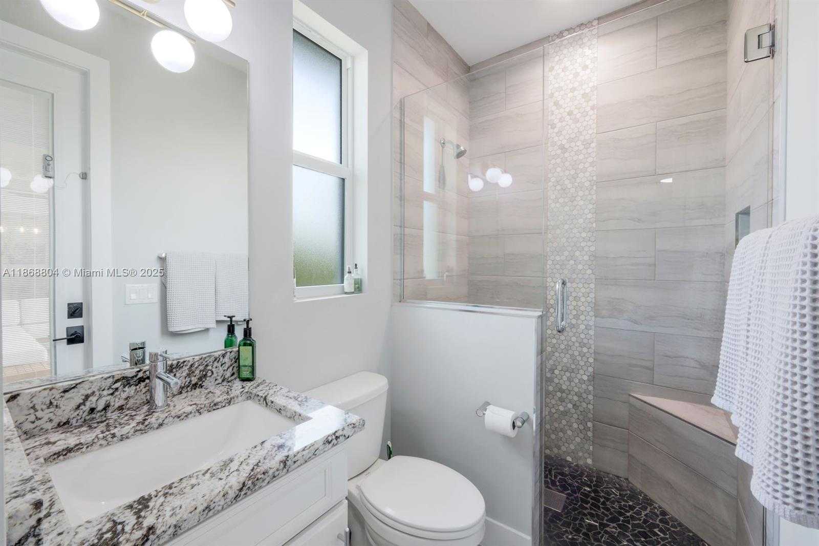 Small Image of 2590 SURFSIDE BLVD, Cape Coral Number 26