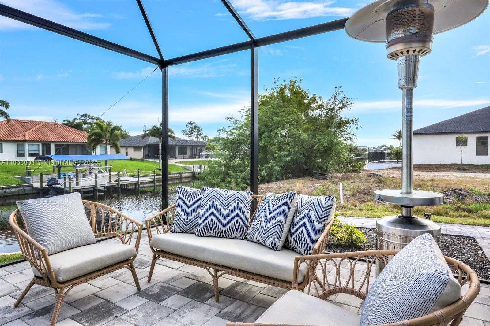 Small Image of 2590 SURFSIDE BLVD, Cape Coral Number 37