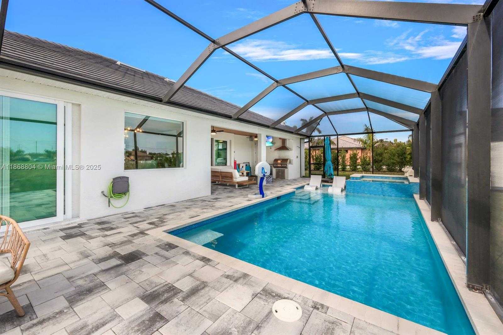 Small Image of 2590 SURFSIDE BLVD, Cape Coral Number 39