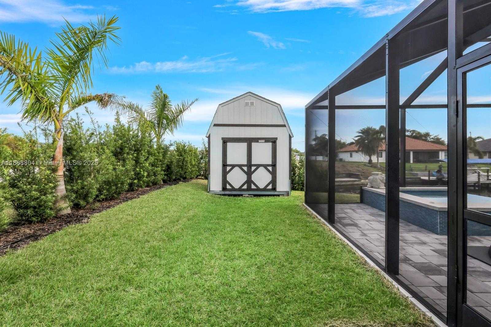 Small Image of 2590 SURFSIDE BLVD, Cape Coral Number 44