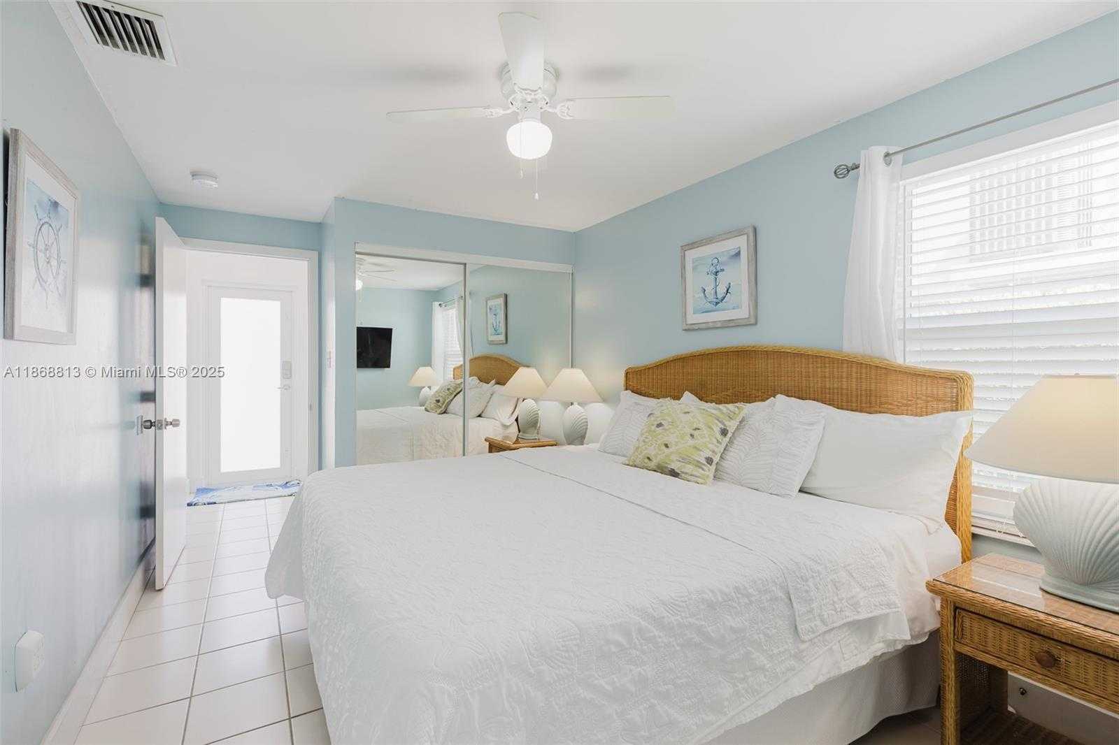 Small Image of 431 5TH ST, Key Colony Number 14
