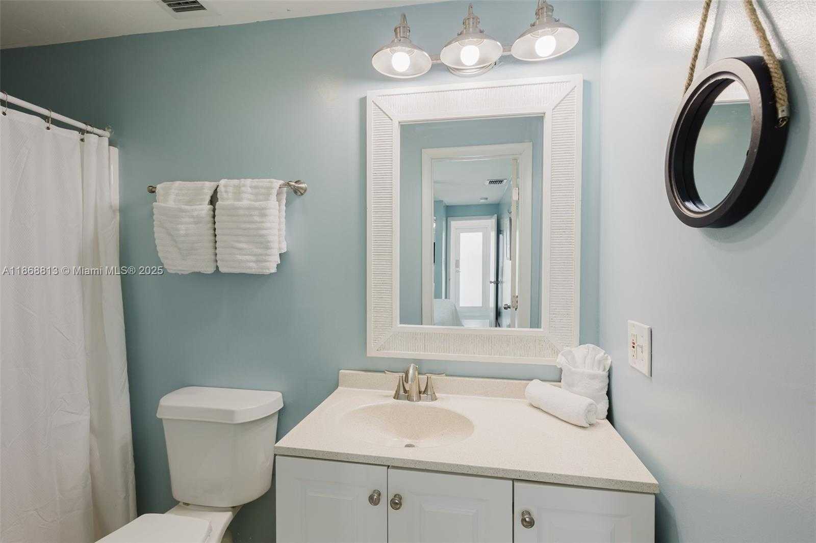 Small Image of 431 5TH ST, Key Colony Number 16