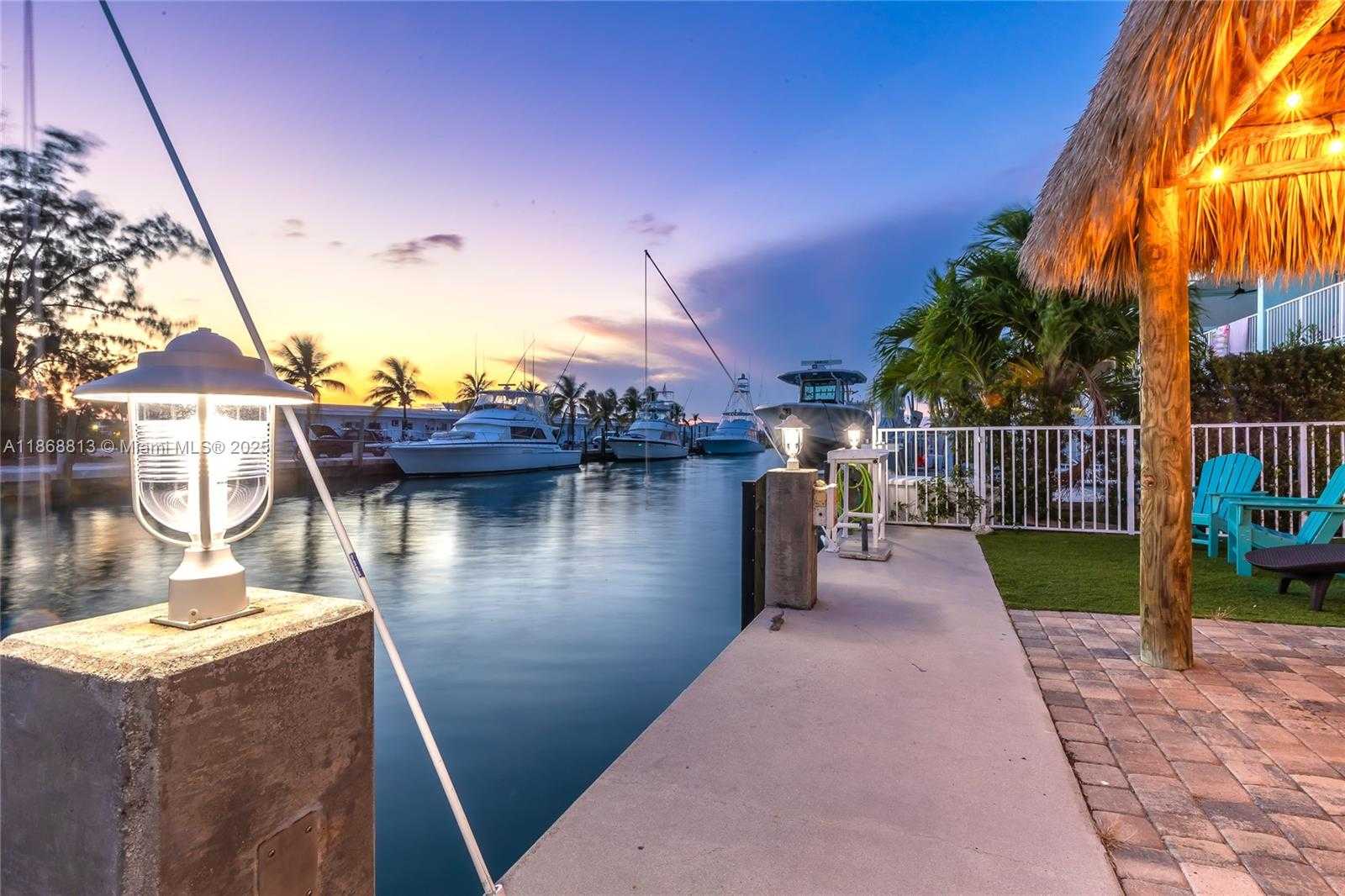 Small Image of 431 5TH ST, Key Colony Number 27
