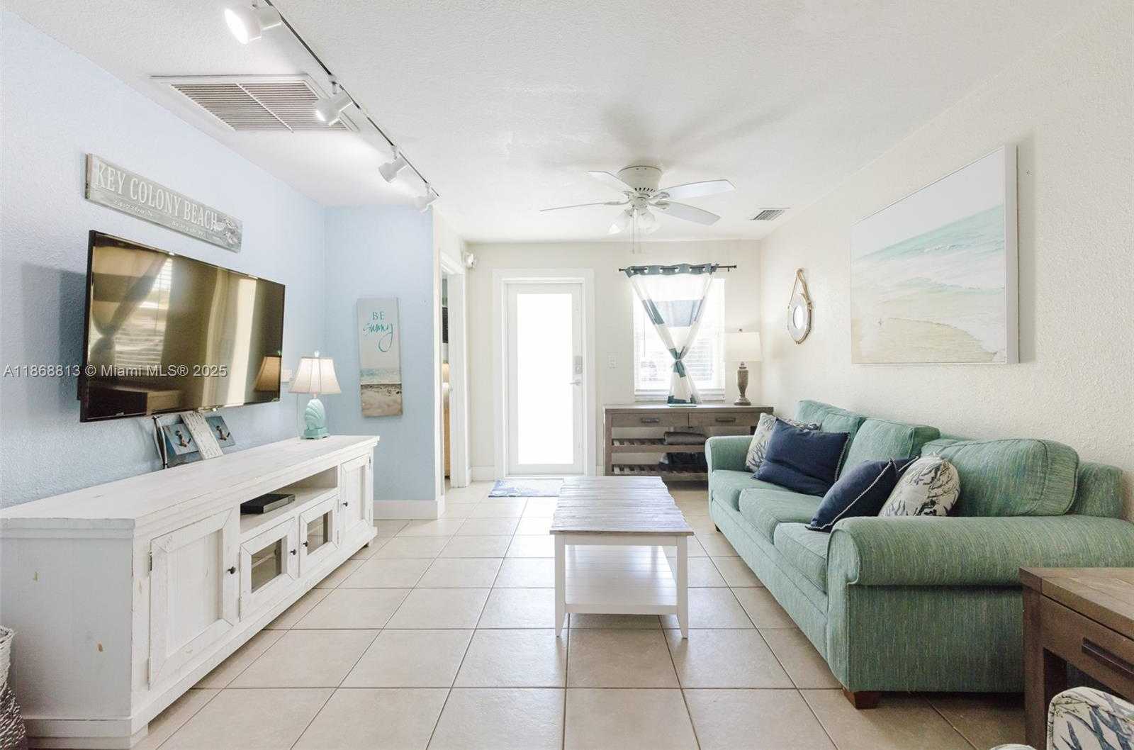 Small Image of 431 5TH ST, Key Colony Number 3
