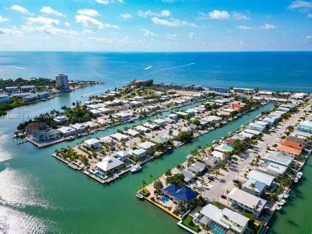 Small Image of 431 5TH ST, Key Colony Number 37