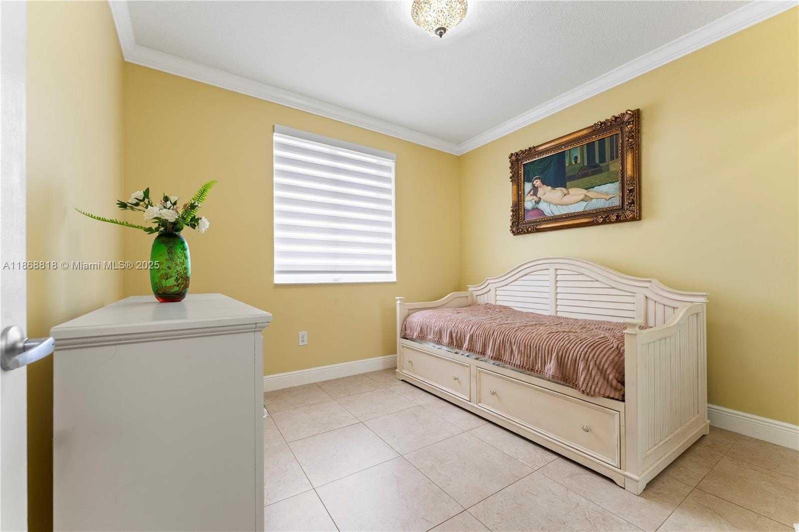Small Image of 18332 SOUTH WEST 94TH CT, Palmetto Bay Number 16