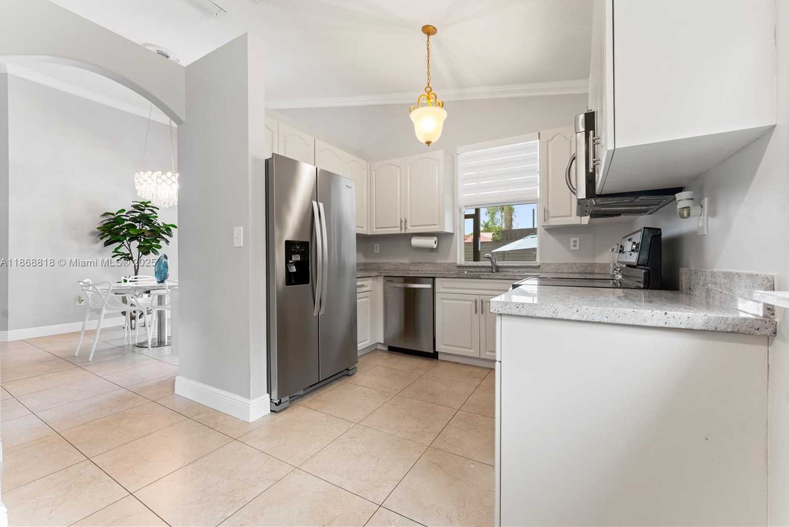Small Image of 18332 SOUTH WEST 94TH CT, Palmetto Bay Number 23