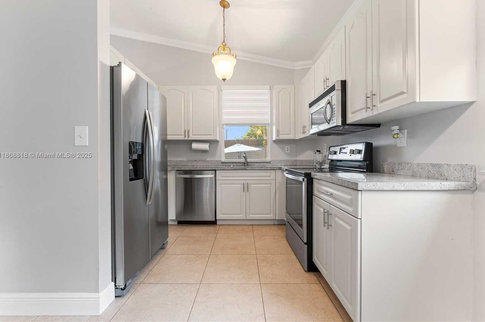 Small Image of 18332 SOUTH WEST 94TH CT, Palmetto Bay Number 24