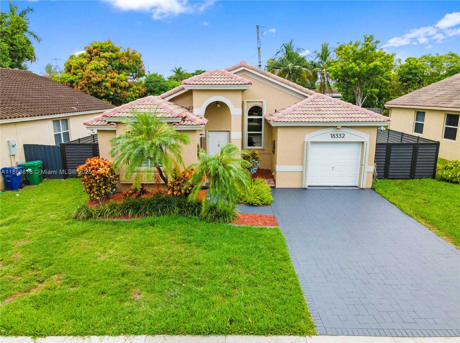 Small Image of 18332 SOUTH WEST 94TH CT, Palmetto Bay Number 38