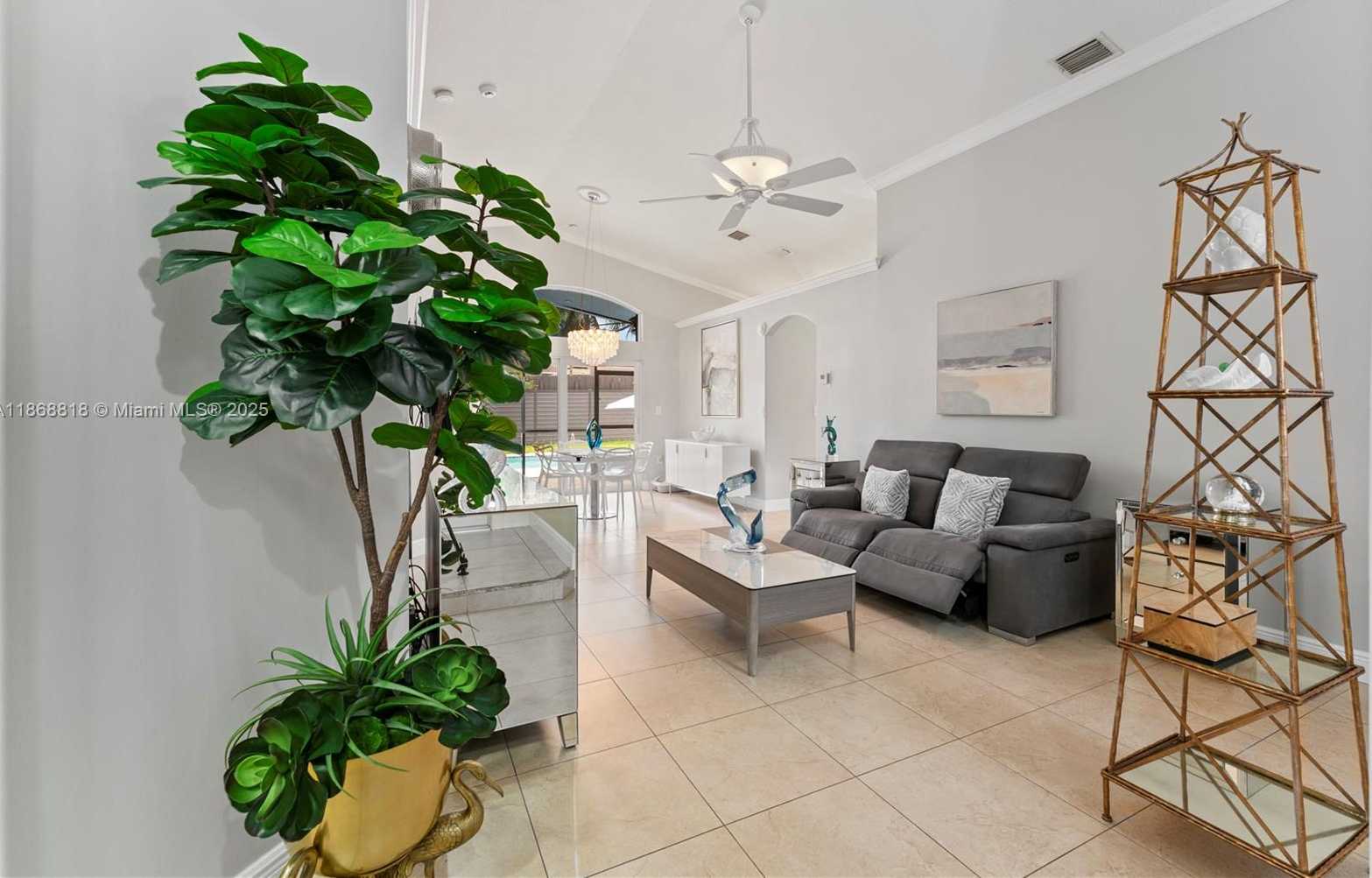 Small Image of 18332 SOUTH WEST 94TH CT, Palmetto Bay Number 6