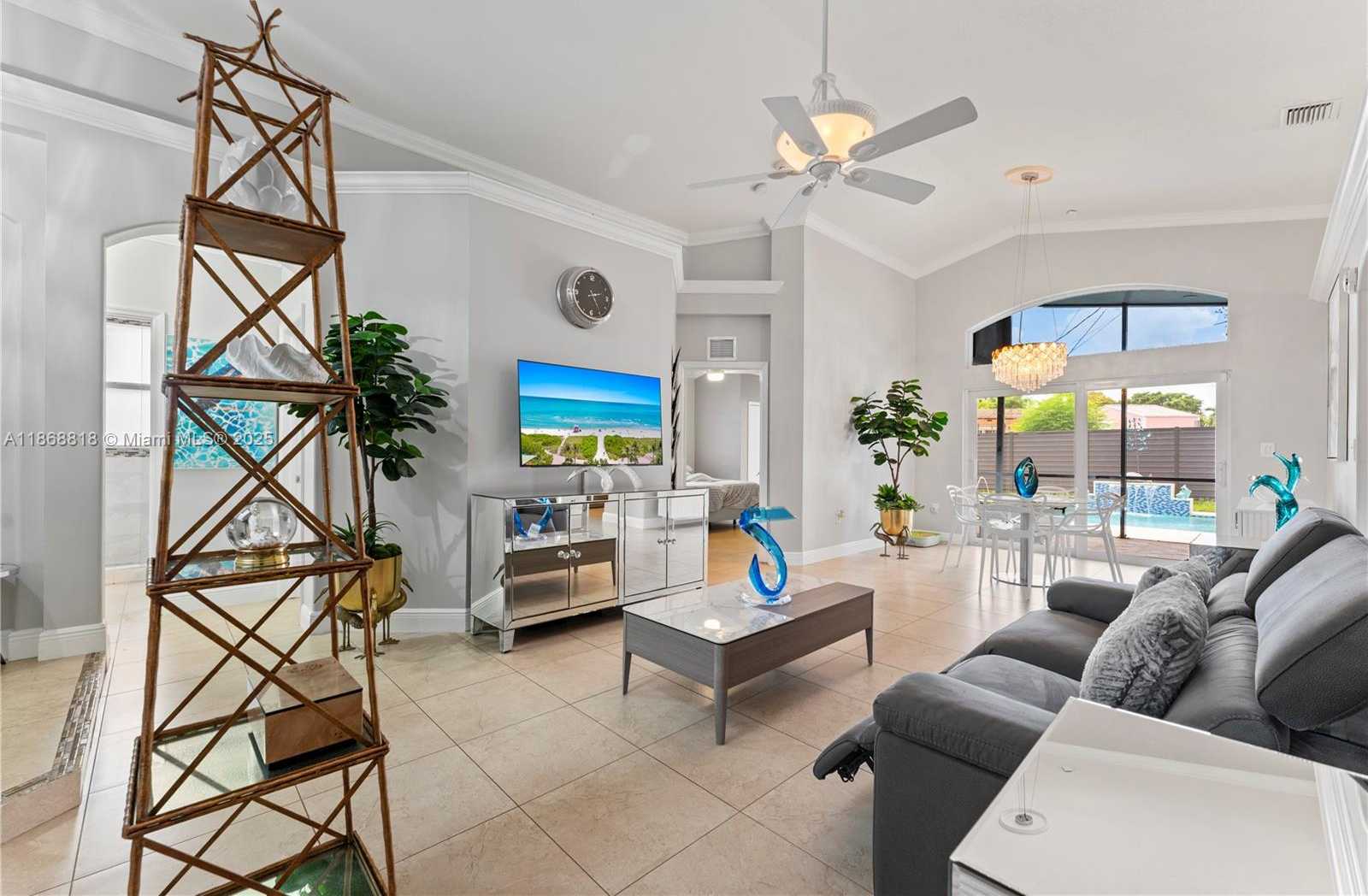 Small Image of 18332 SOUTH WEST 94TH CT, Palmetto Bay Number 7