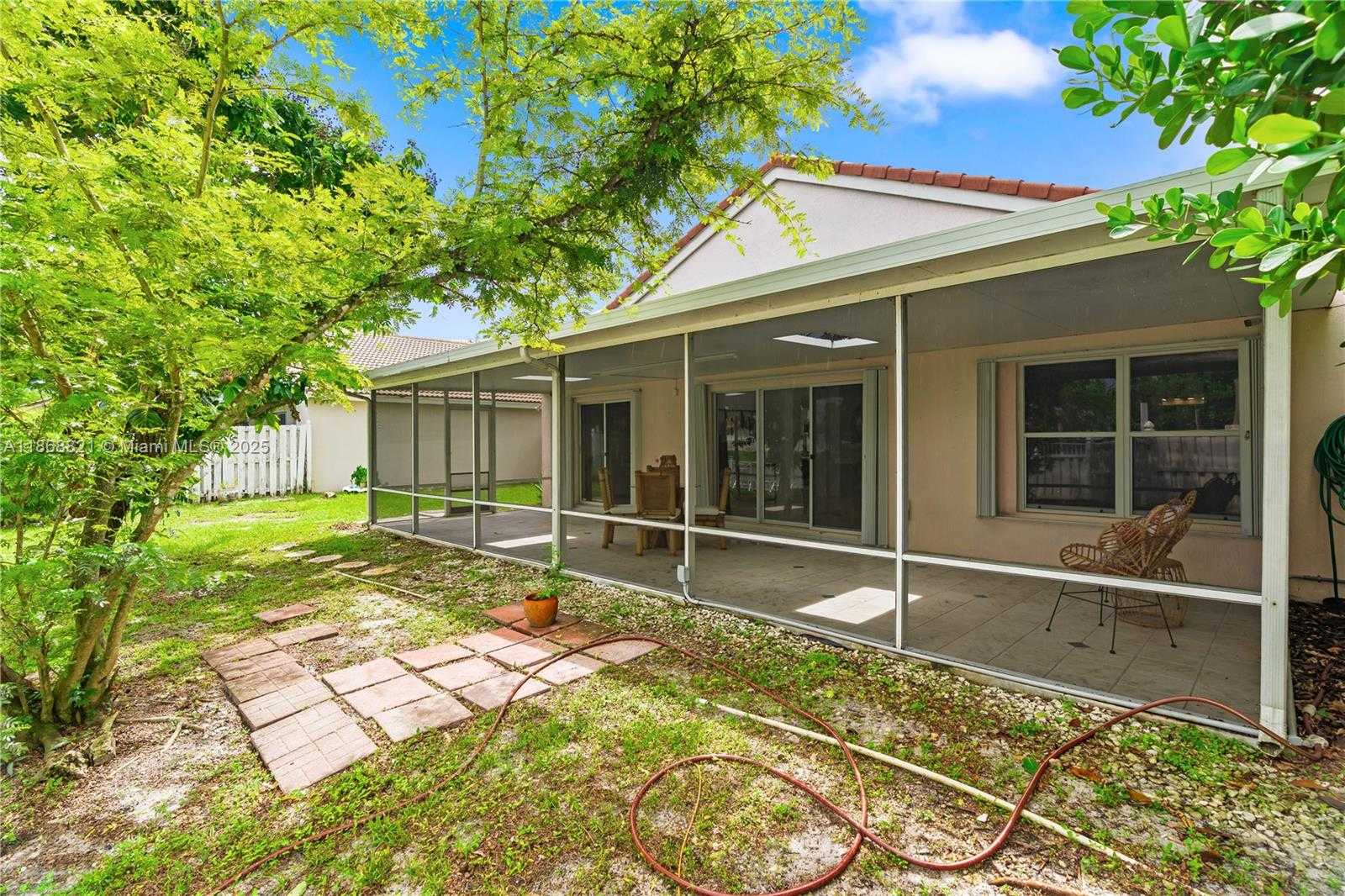 Small Image of 3439 SOUTH WEST 51ST ST, Hollywood Number 40