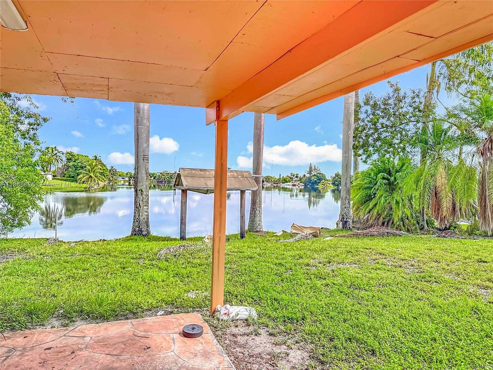 Small Image of 1521 NORTH WEST 168TH TER, Miami Gardens Number 22