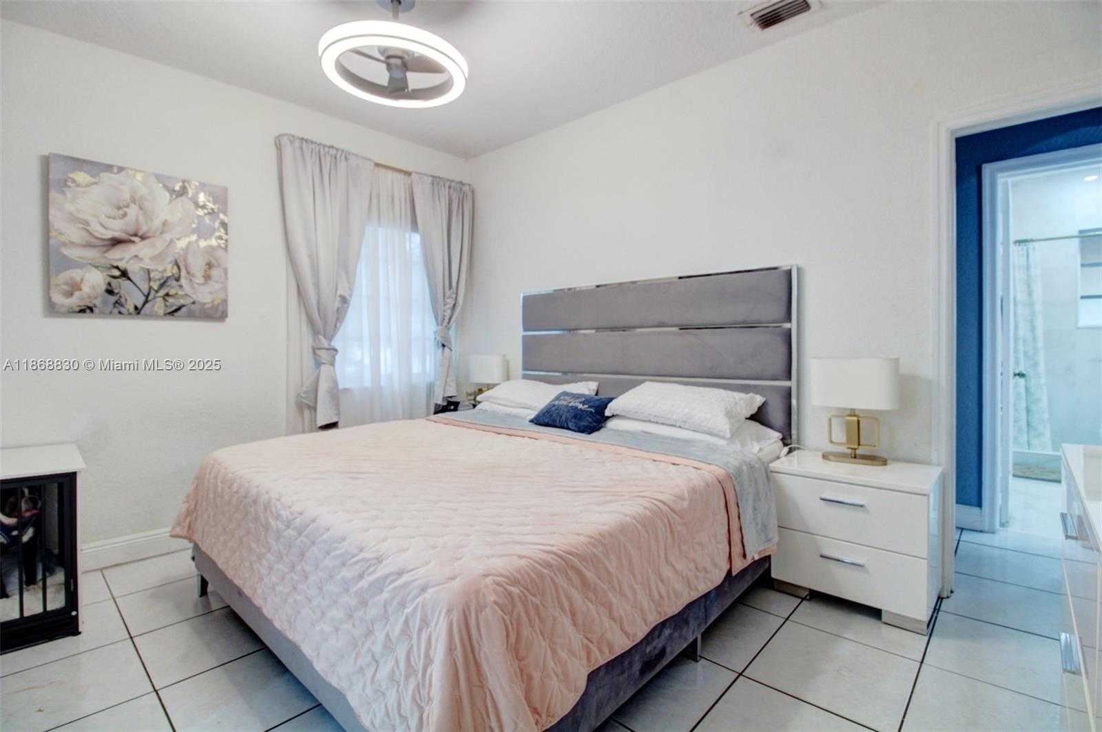 Small Image of 466 EAST 19TH ST, Hialeah Number 10