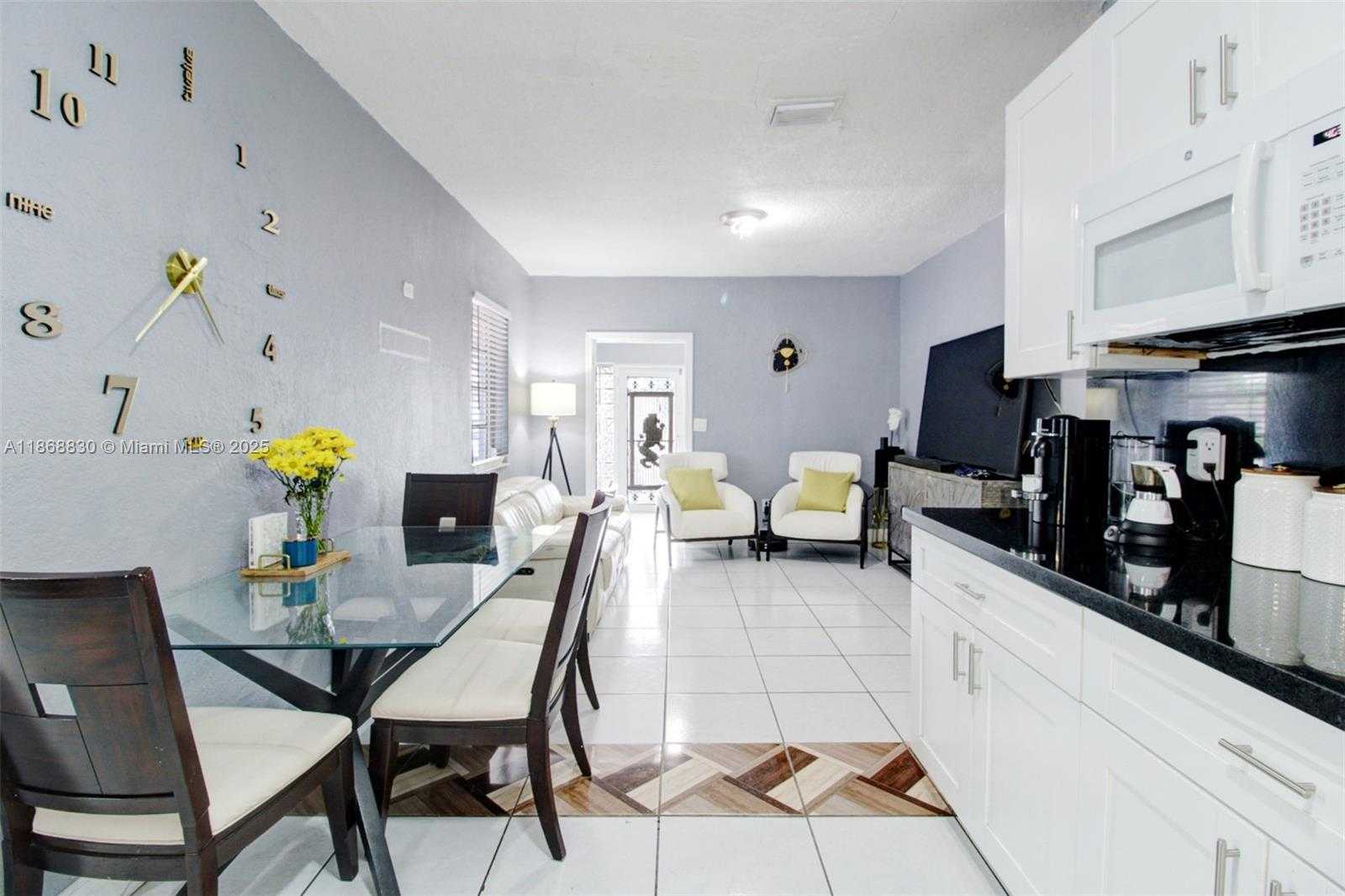 Small Image of 466 EAST 19TH ST, Hialeah Number 15