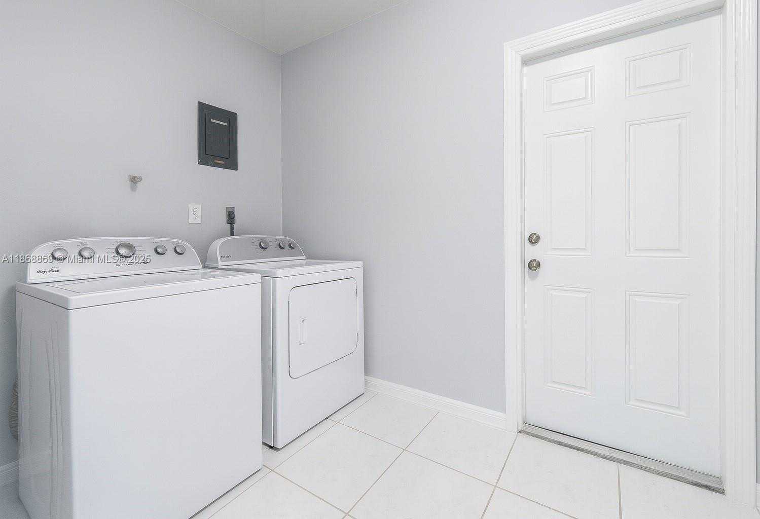 Small Image of 2601 NORTH WEST 53RD ST, Tamarac Number 3