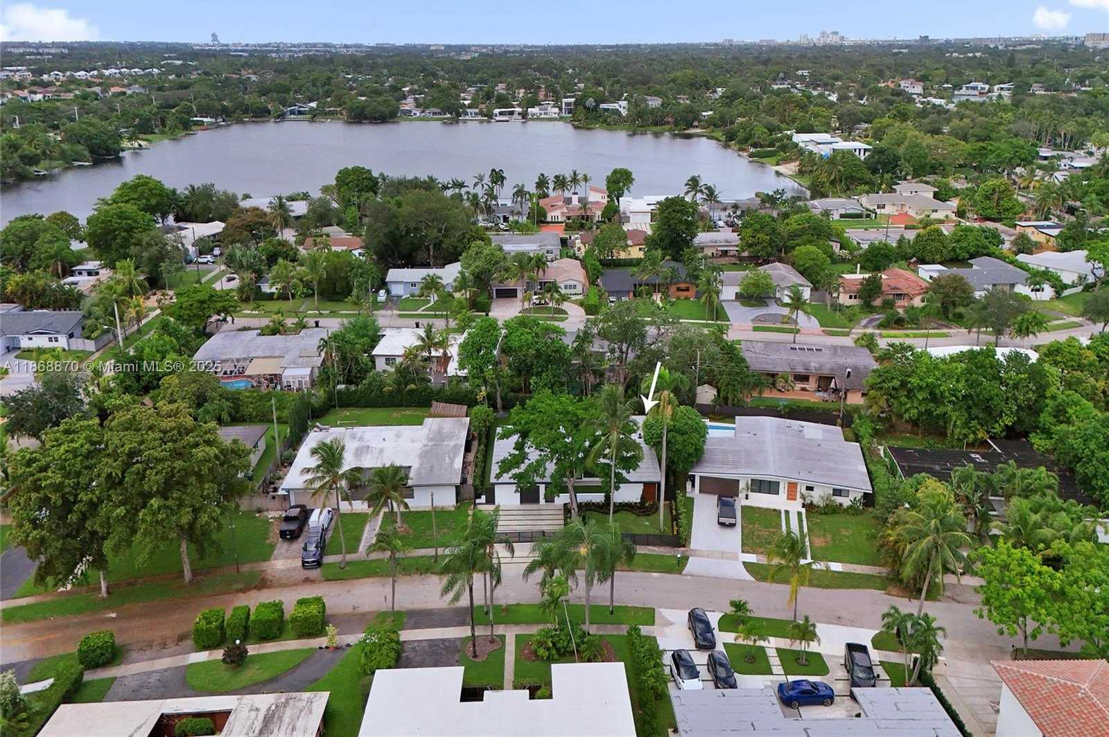 Small Image of 1931 NORTH EAST 186TH DR, North Miami Beach Number 57