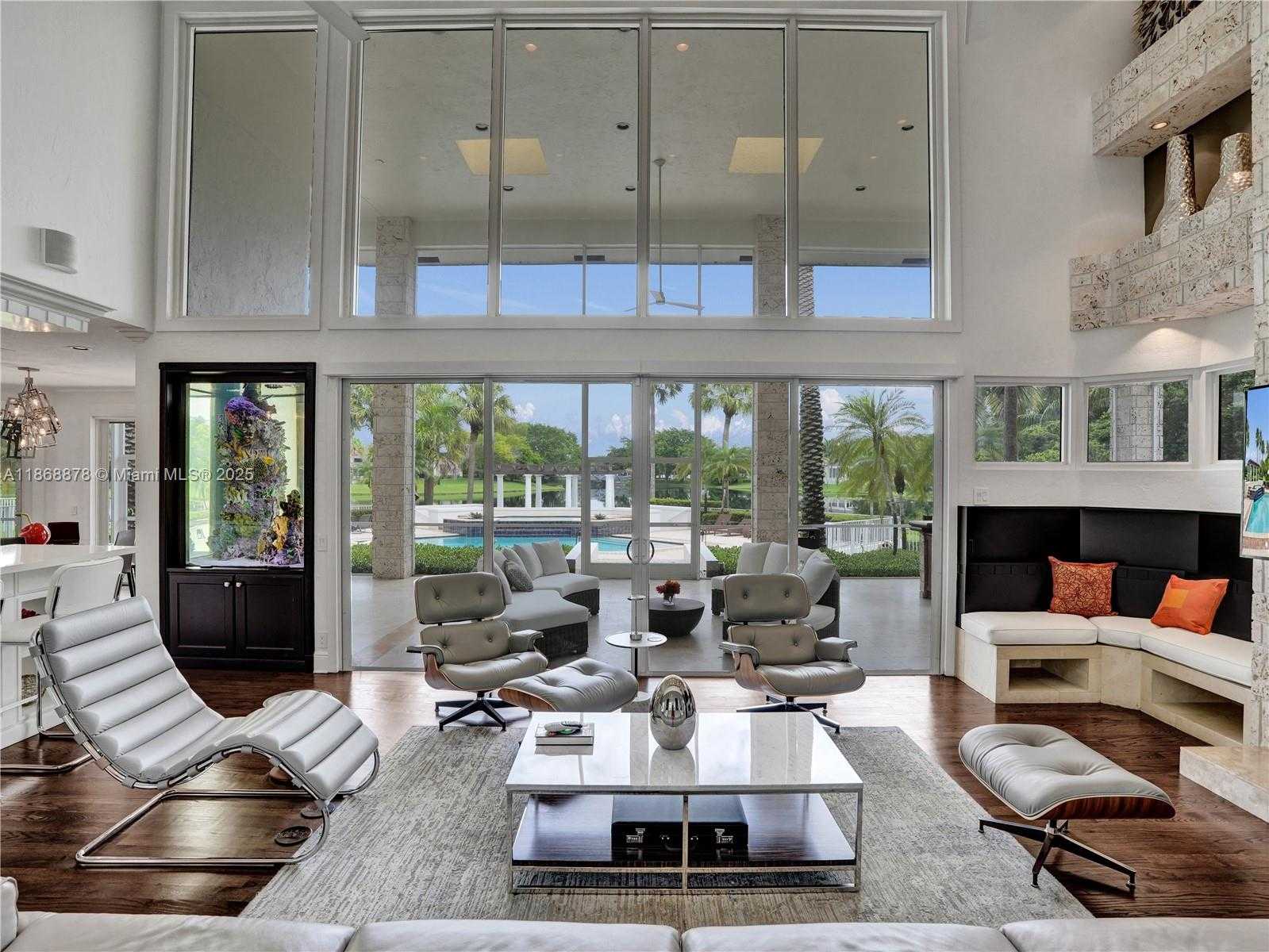 Small Image of 2950 SURREY LANE, Weston Number 11
