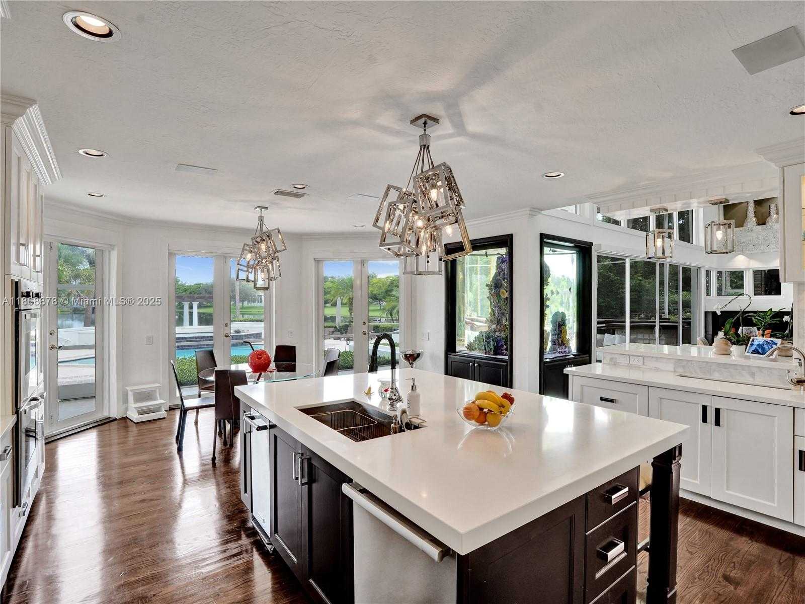 Small Image of 2950 SURREY LANE, Weston Number 13