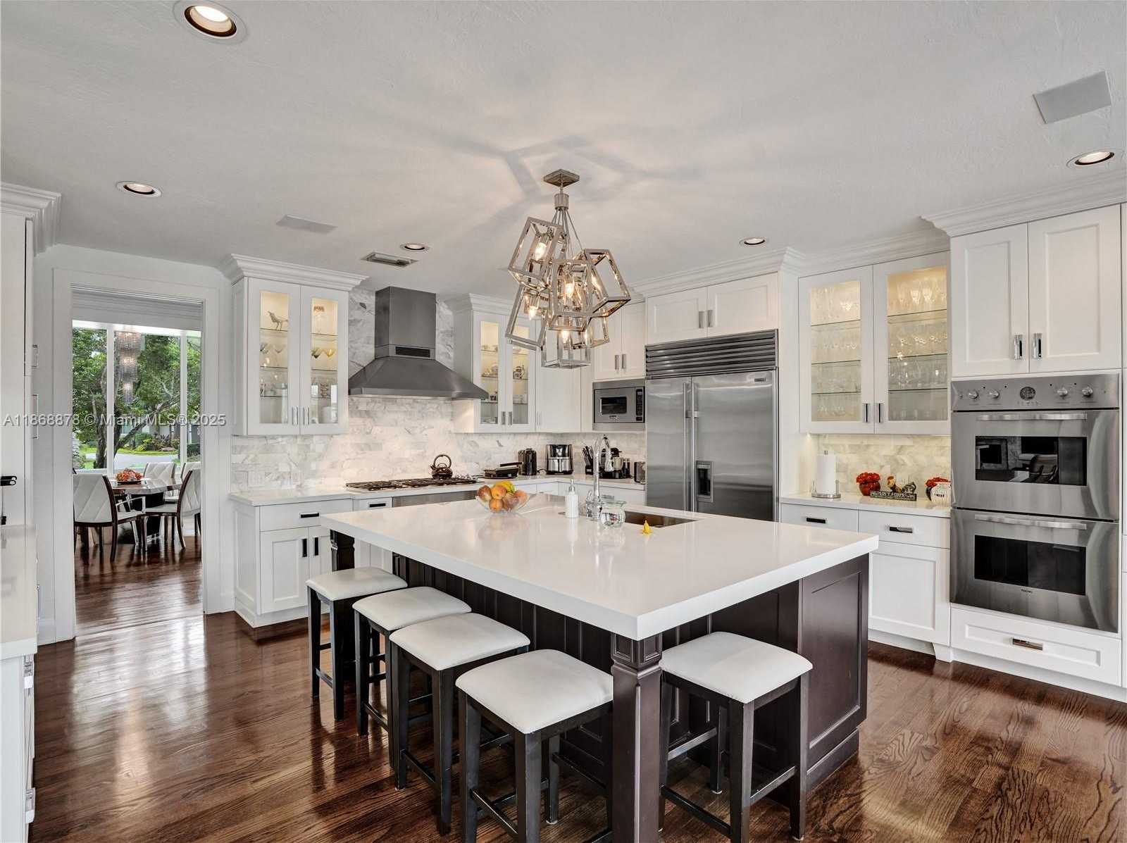 Small Image of 2950 SURREY LANE, Weston Number 14